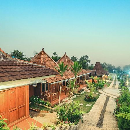 Navalia Villa Bedugul Bedugul  Exterior photo
